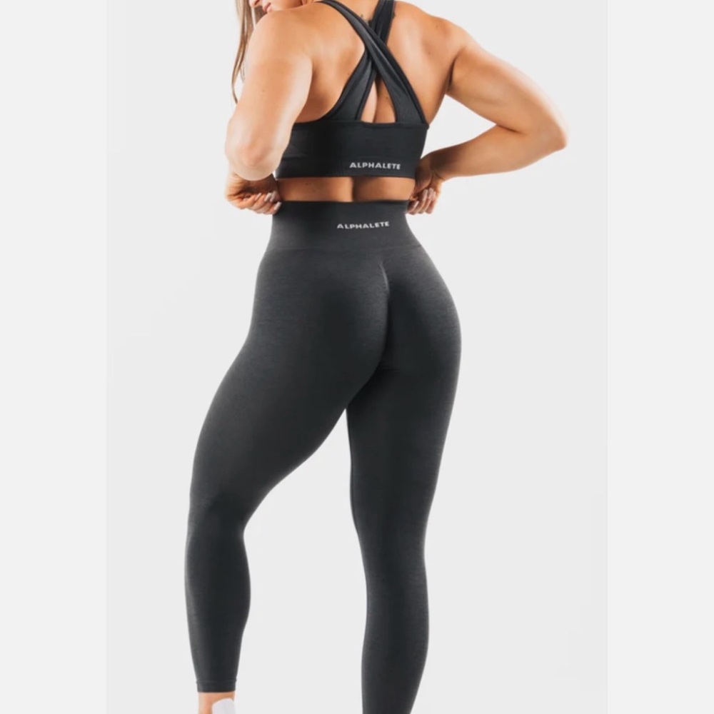 NWOT Alphalete Original Amplify Leggings in Dark Heather Gray